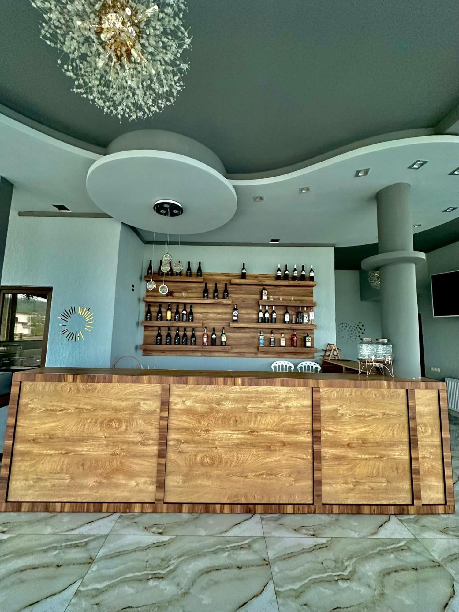 Hotel Balcony كوتايسي المظهر الخارجي الصورة