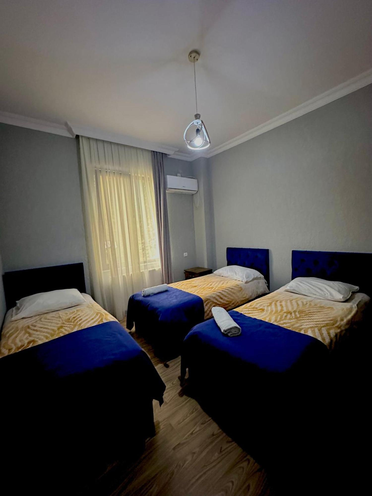 Hotel Balcony كوتايسي المظهر الخارجي الصورة