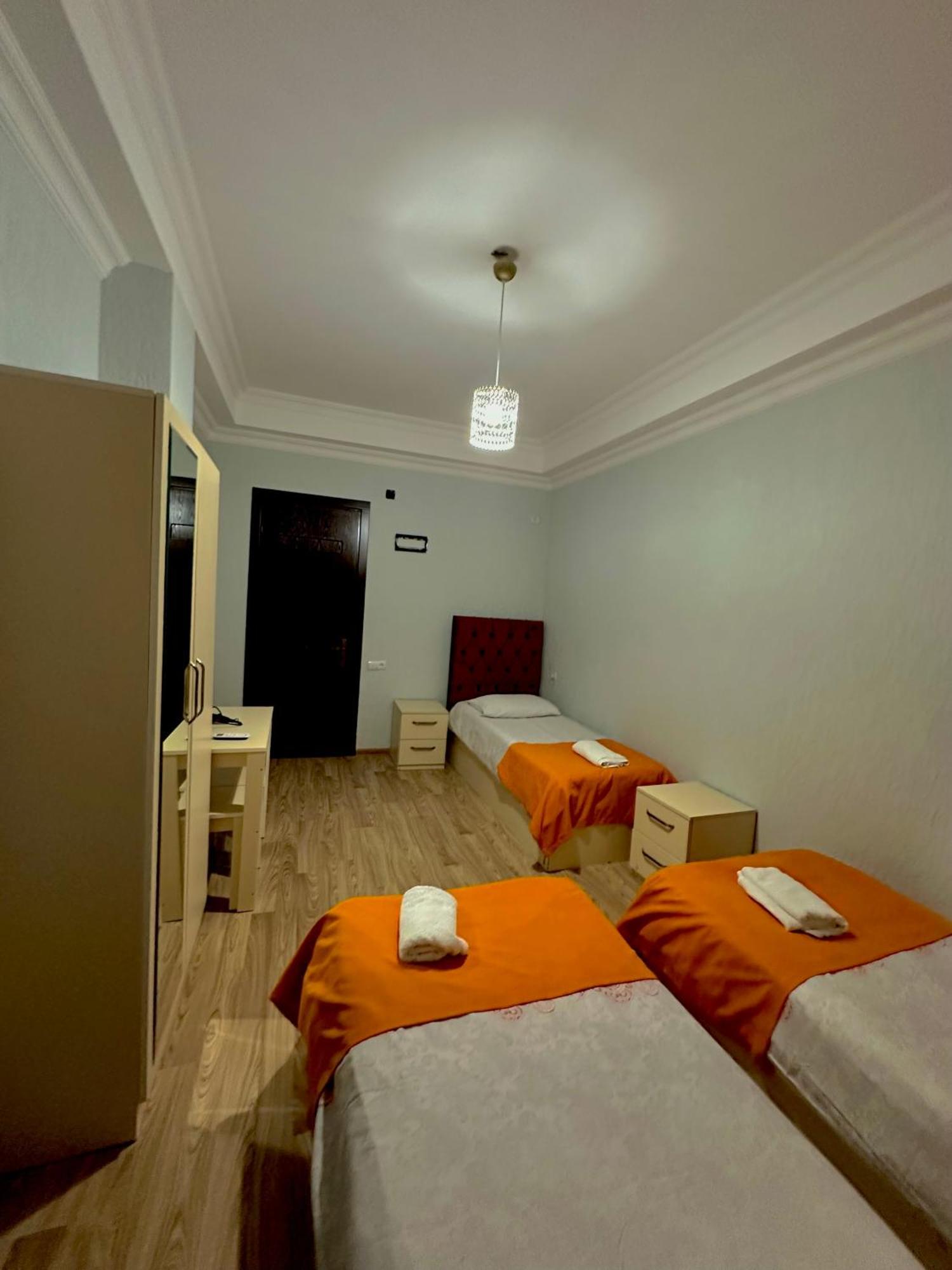 Hotel Balcony كوتايسي المظهر الخارجي الصورة