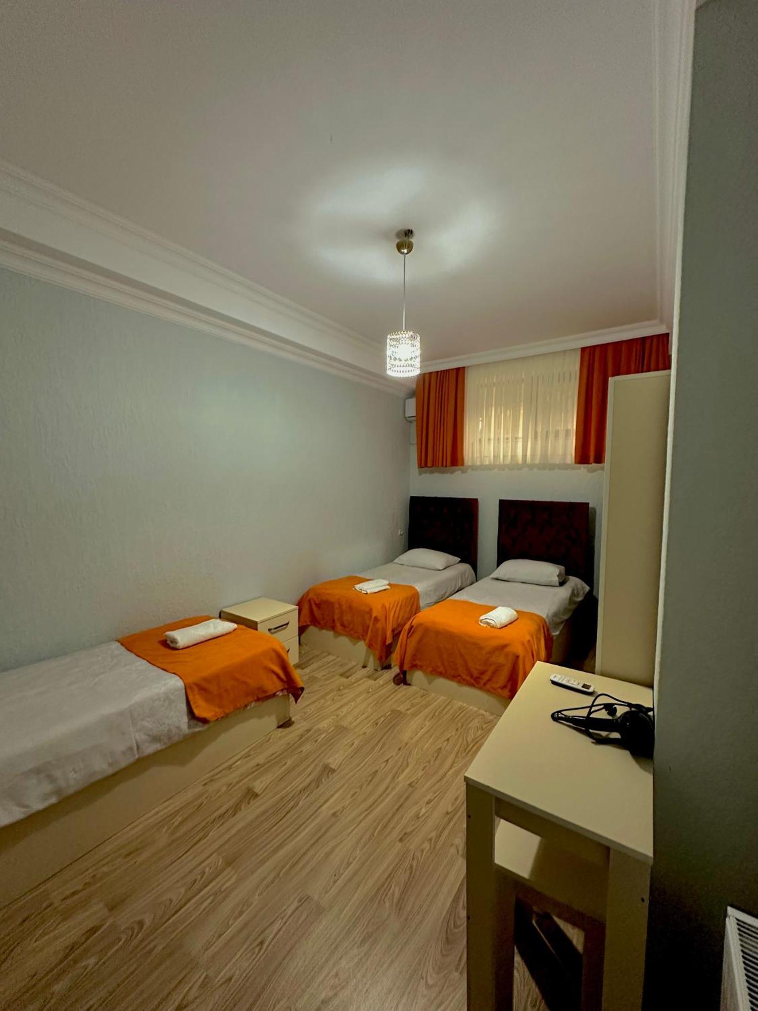 Hotel Balcony كوتايسي المظهر الخارجي الصورة